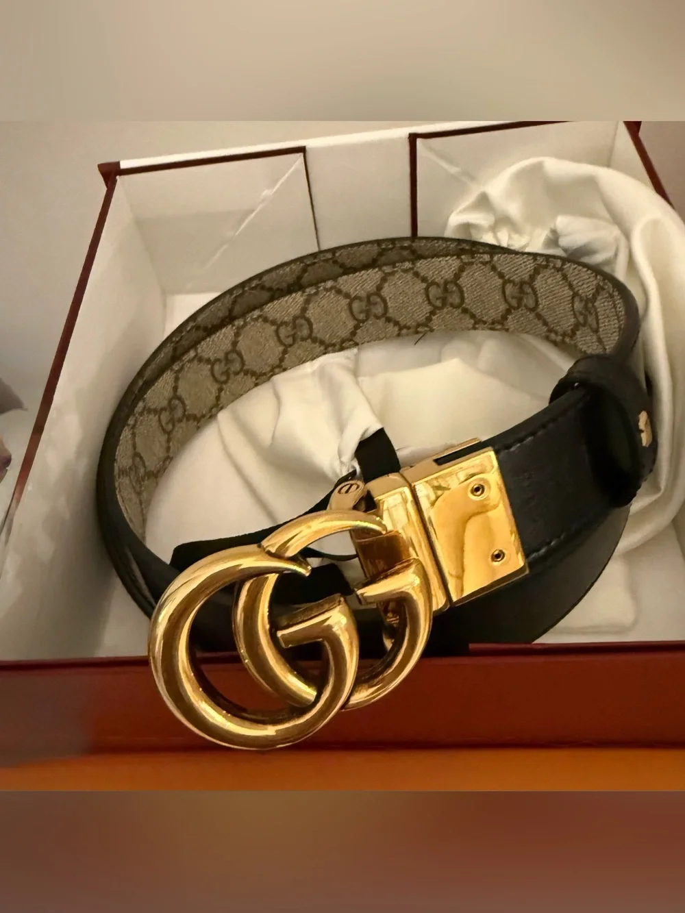 Gucci | Accessories | Gucci Gg Marmont Reversible Belt Size  display picture 3